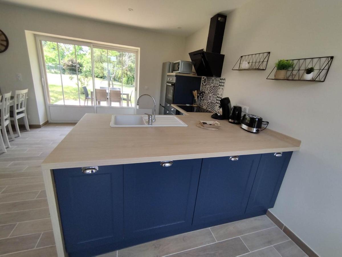 Maison De Campagne Avec Terrain Vallon-en-Sully Екстериор снимка